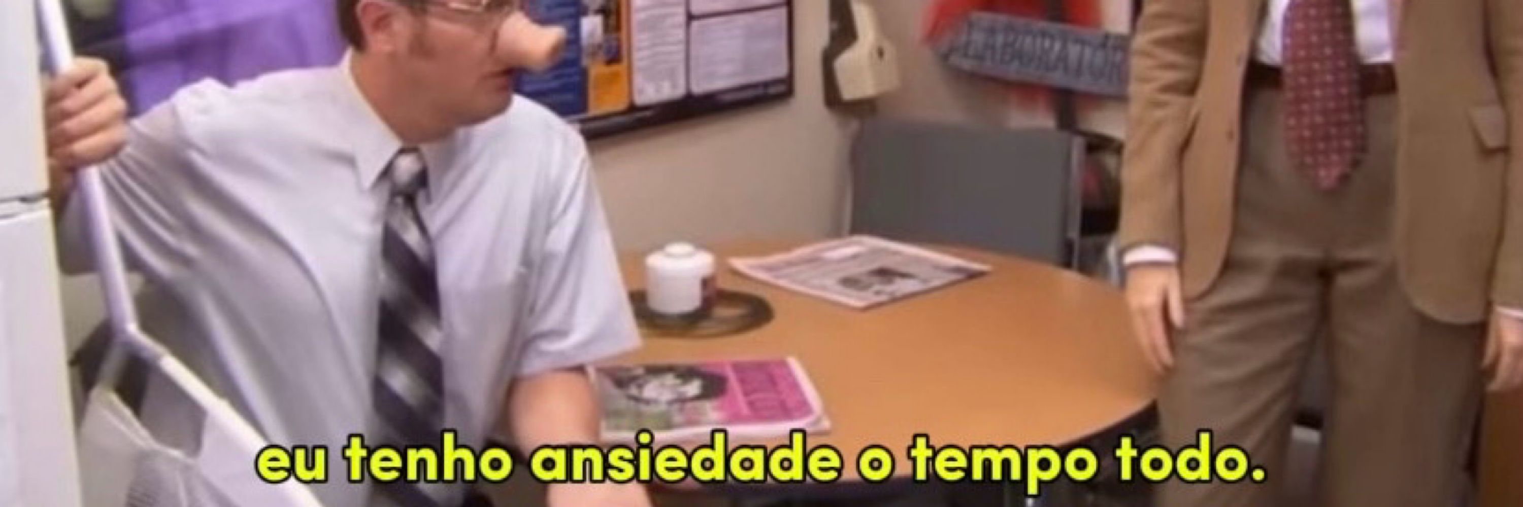 madre tereza dos frascos e comprimidos