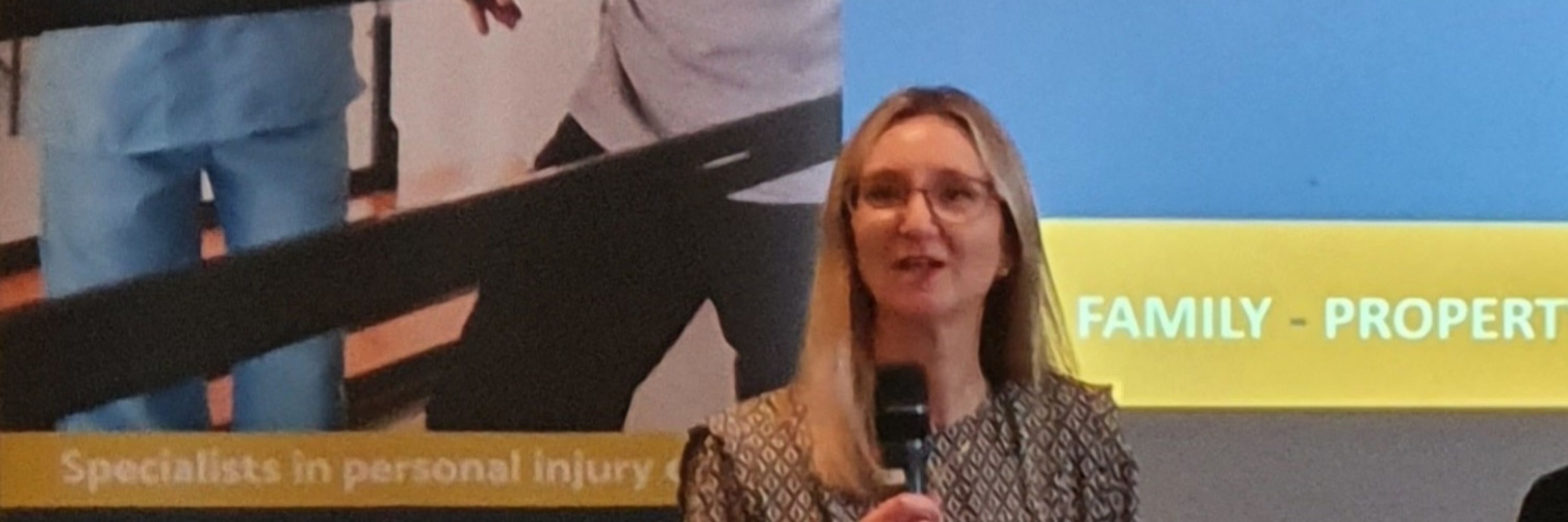 Dr Rebecca Poz