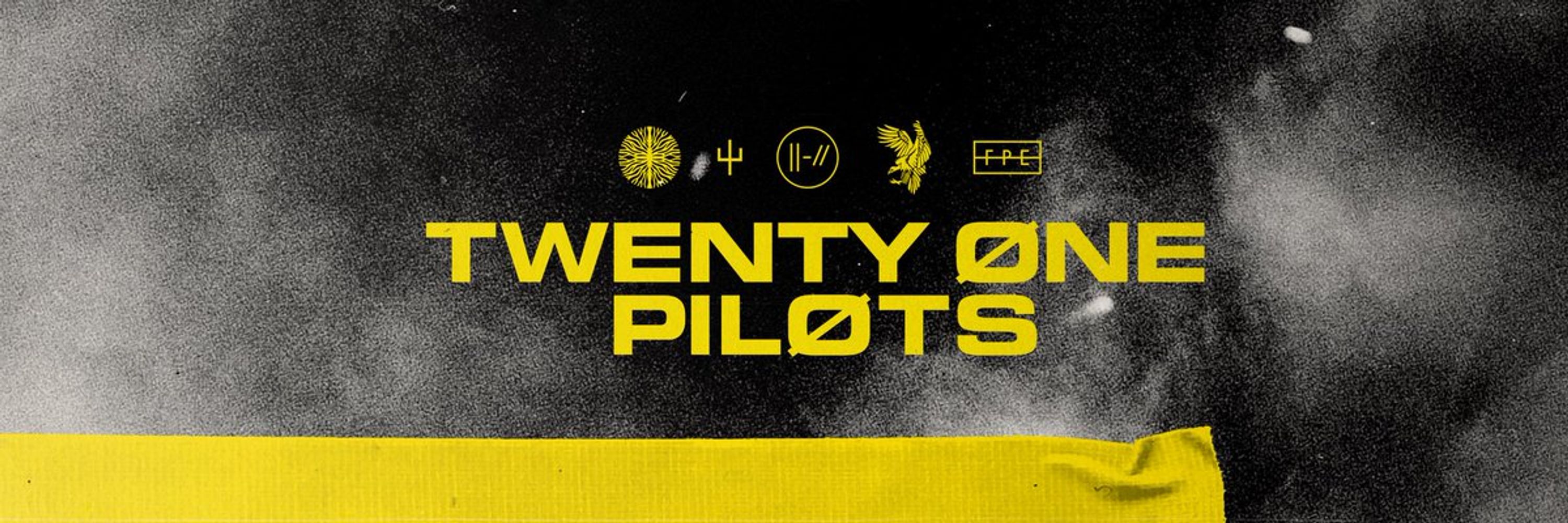 Jamie |-/