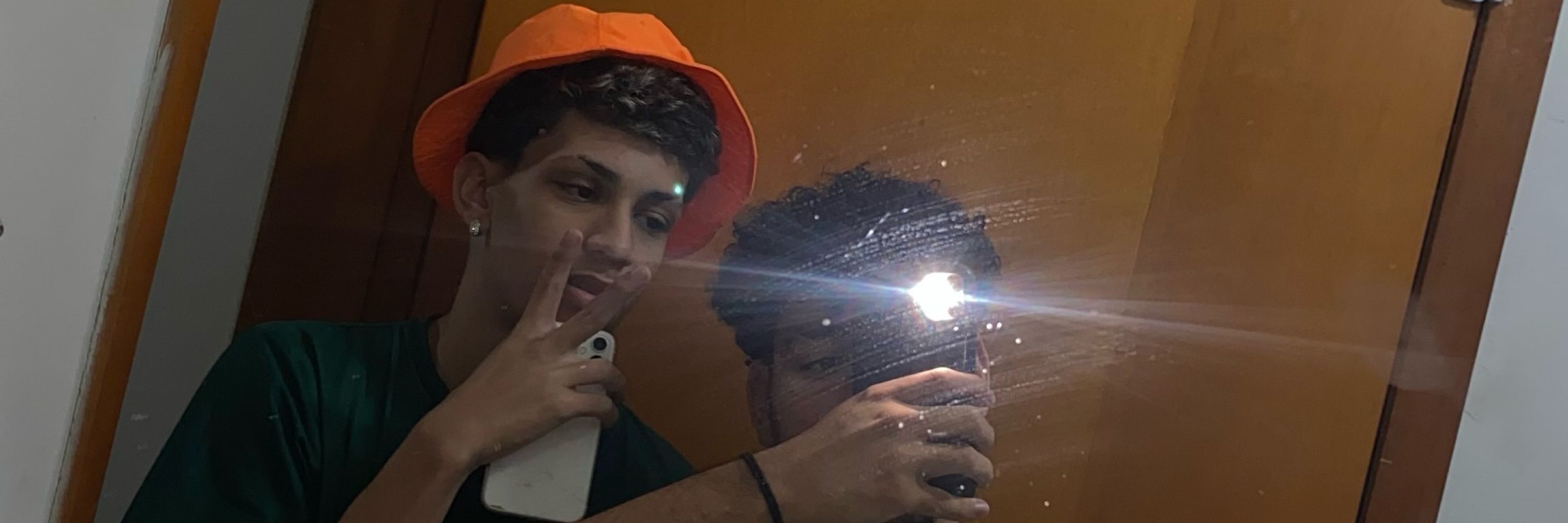 guxtaaxow
