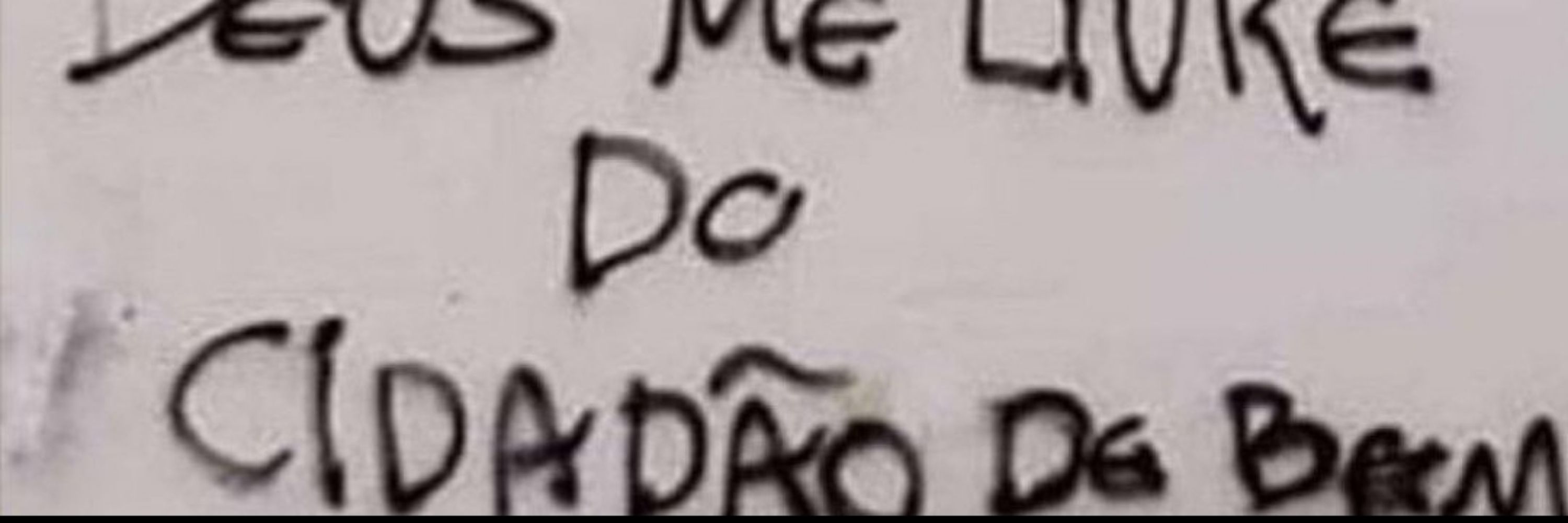Esquerdopata, Candomblecista e Professora