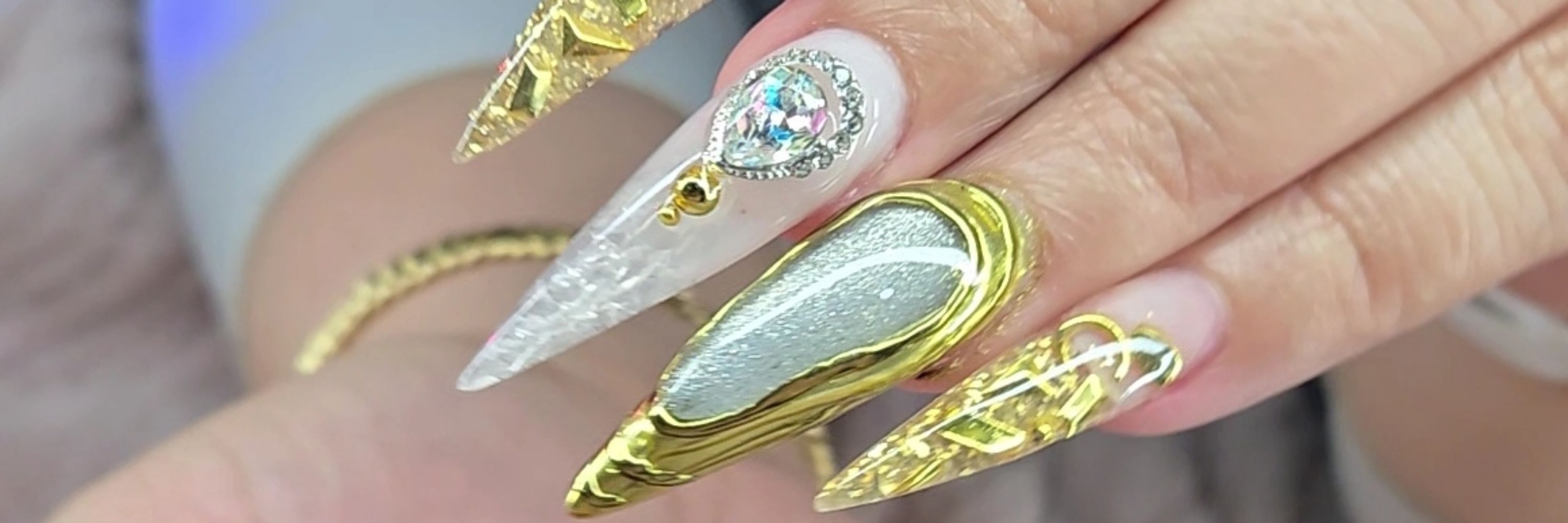 Nailtorious Beauty Lab