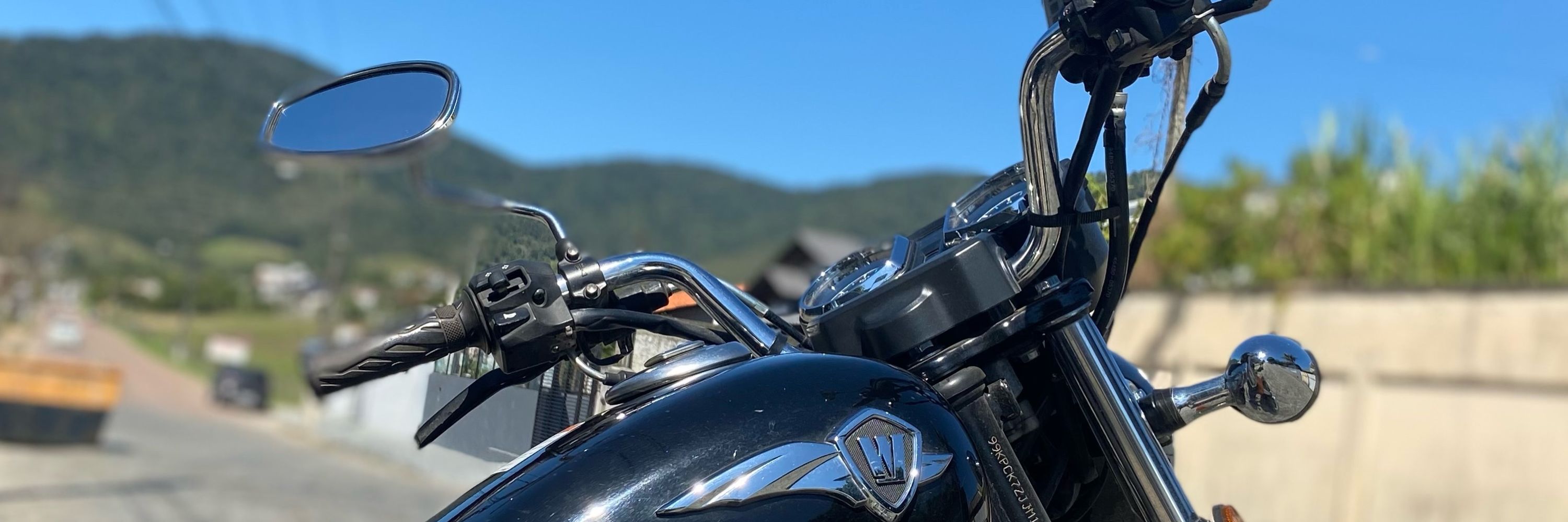 Uma artista motoqueira
