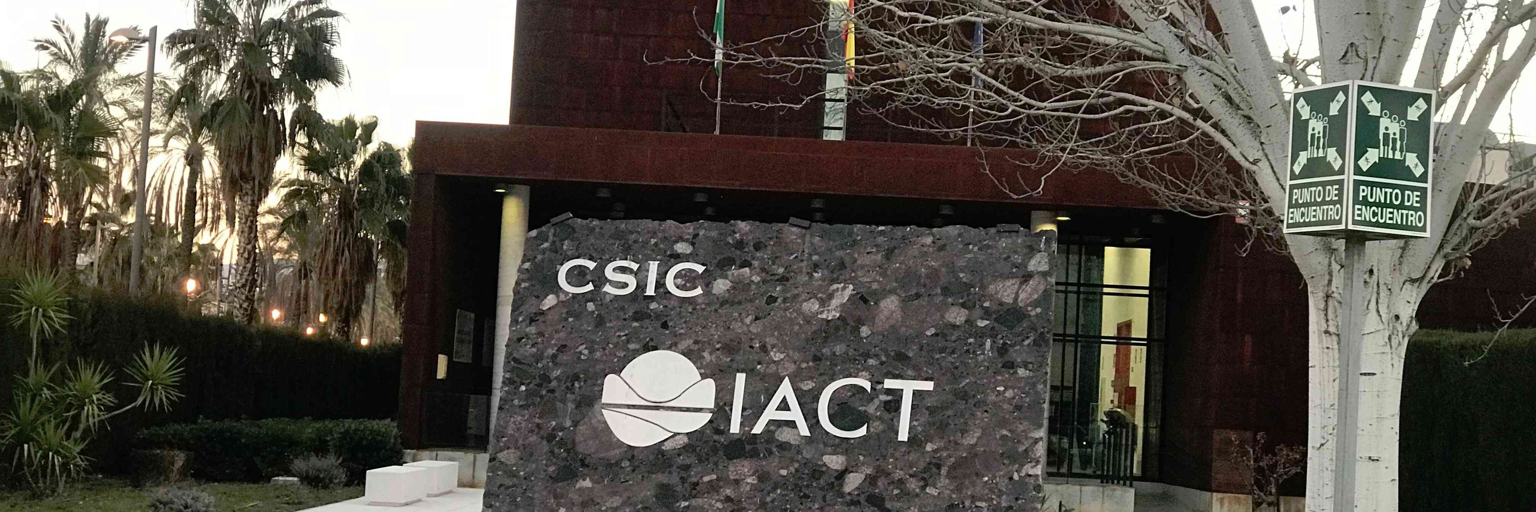 Instituto Andaluz de Ciencias de la Tierra (IACT-CSIC)