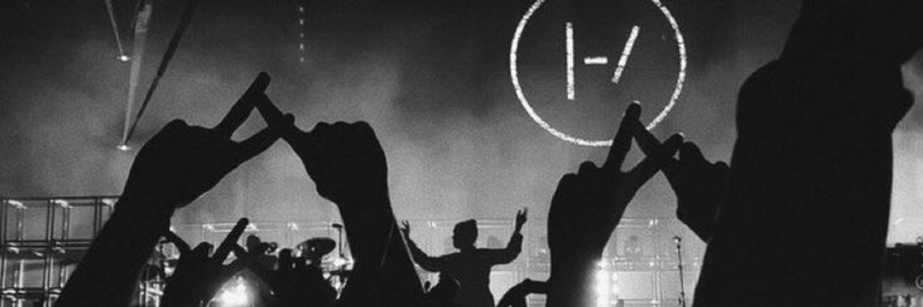 clancy |-/