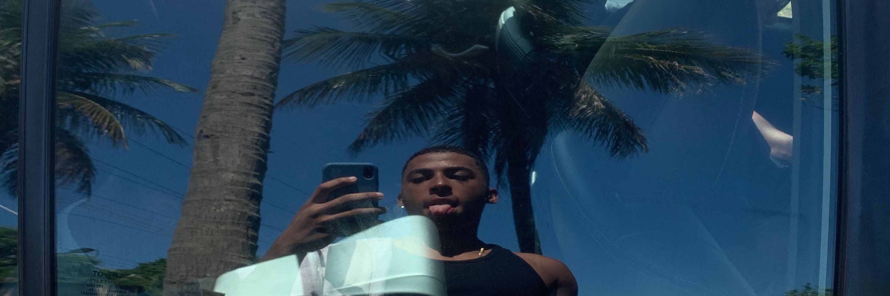 🤟🏾