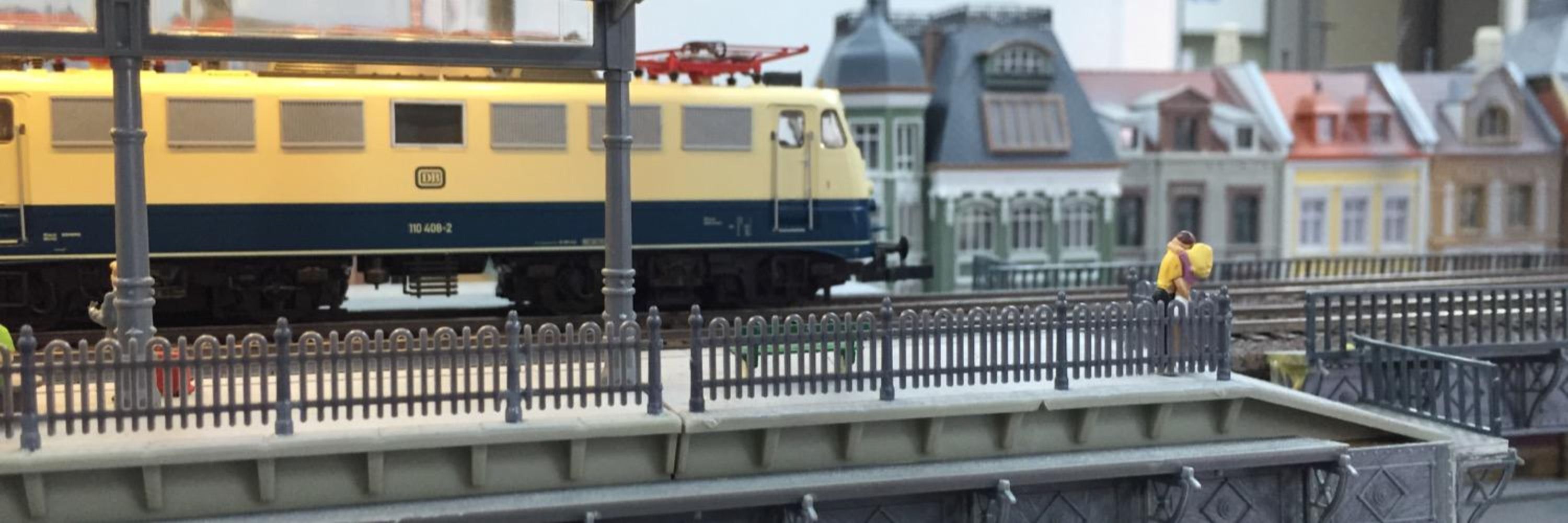 エルマートレイン ElmerTrain