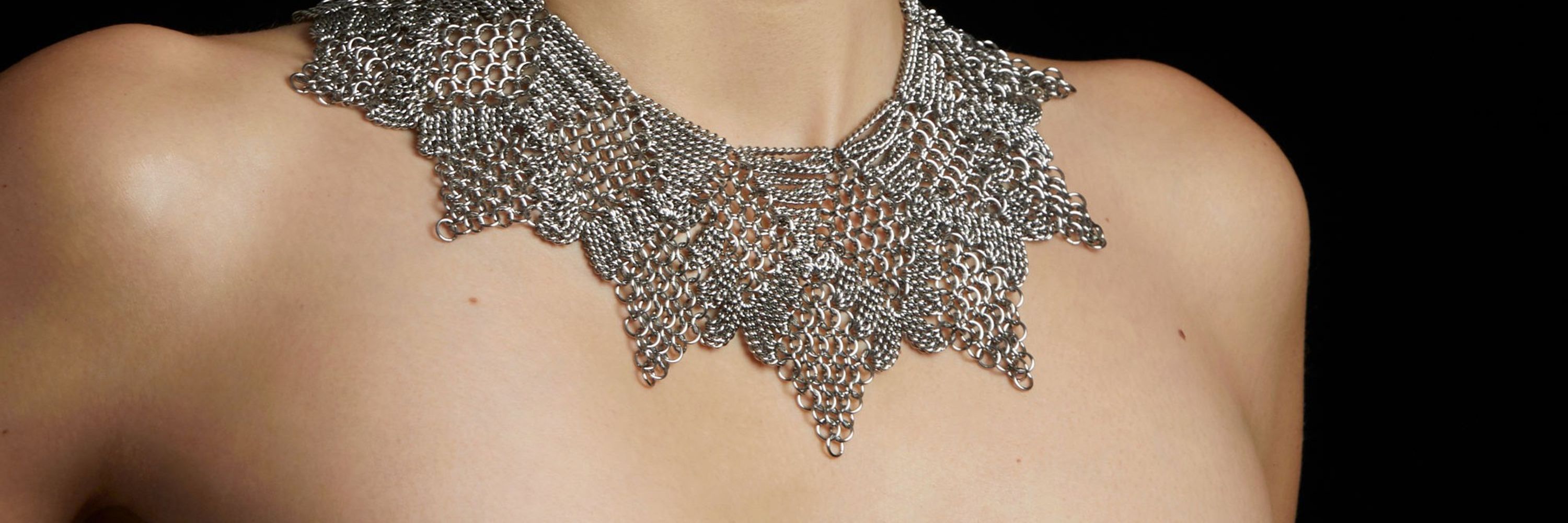 Rapt in Maille
