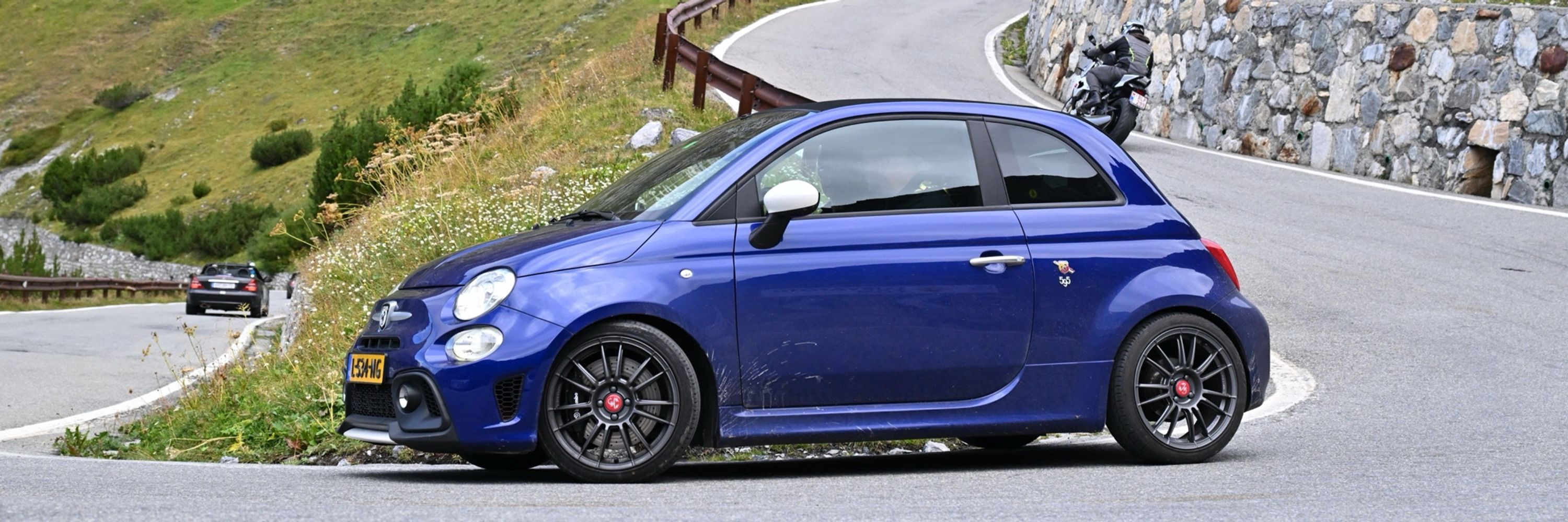 The_blue_Abarth