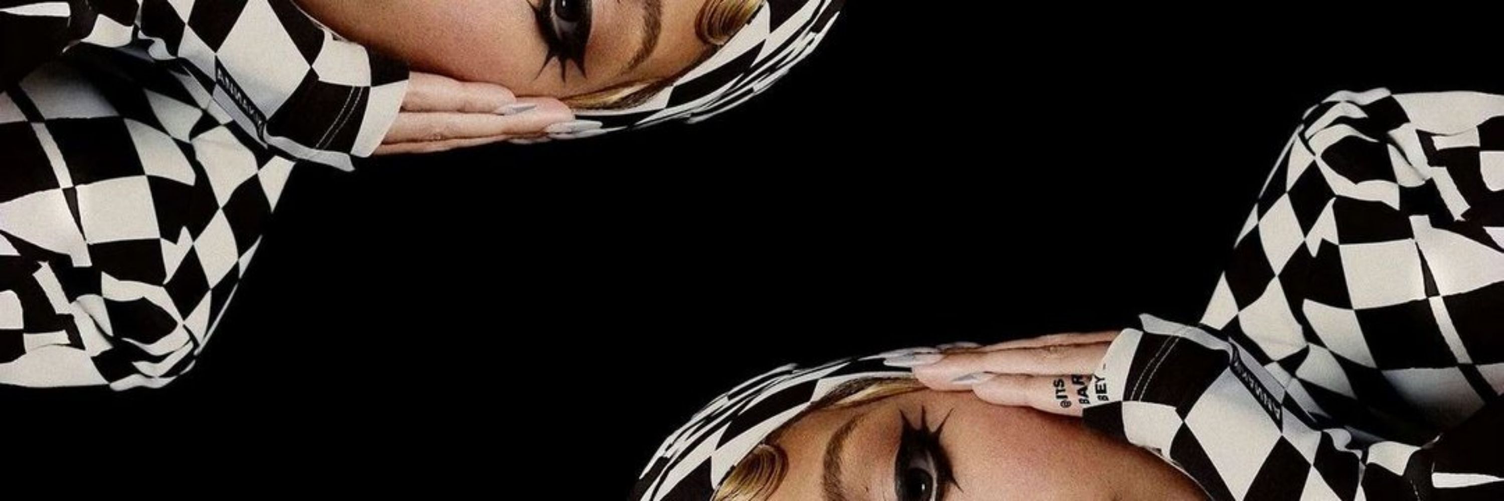 Sasha fierce clonadora de cartão 𐚁