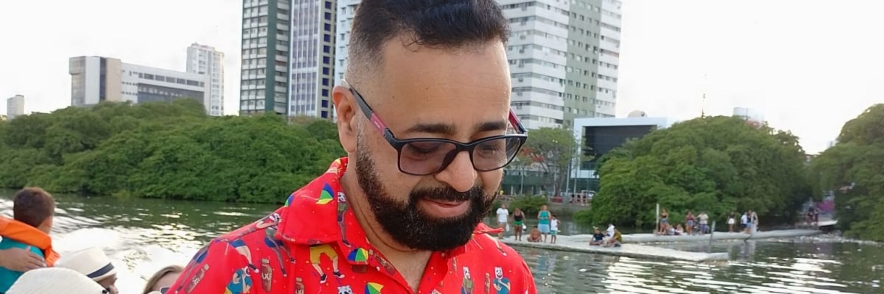 André