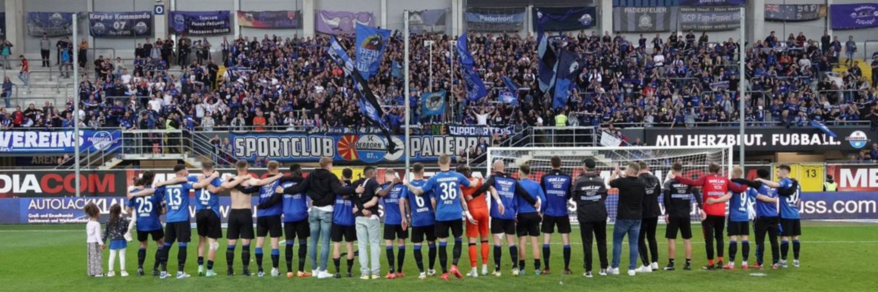 Marvin 🖤💙