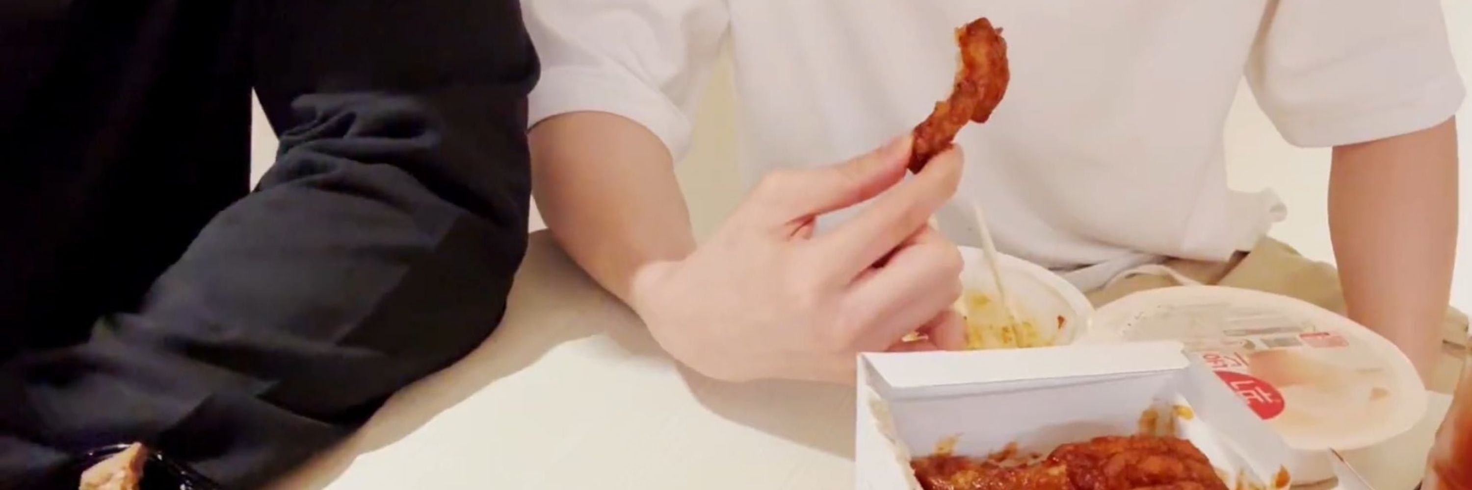 Taa눗눗