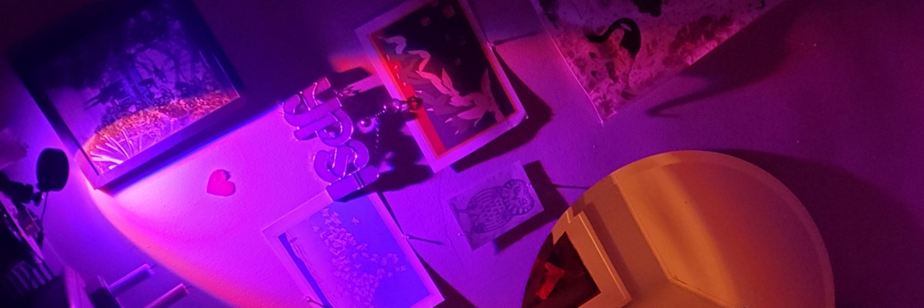 Em