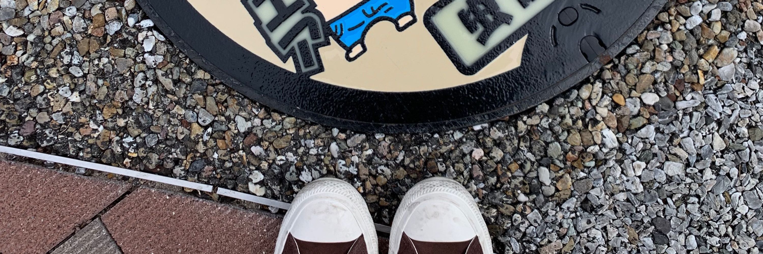 ７