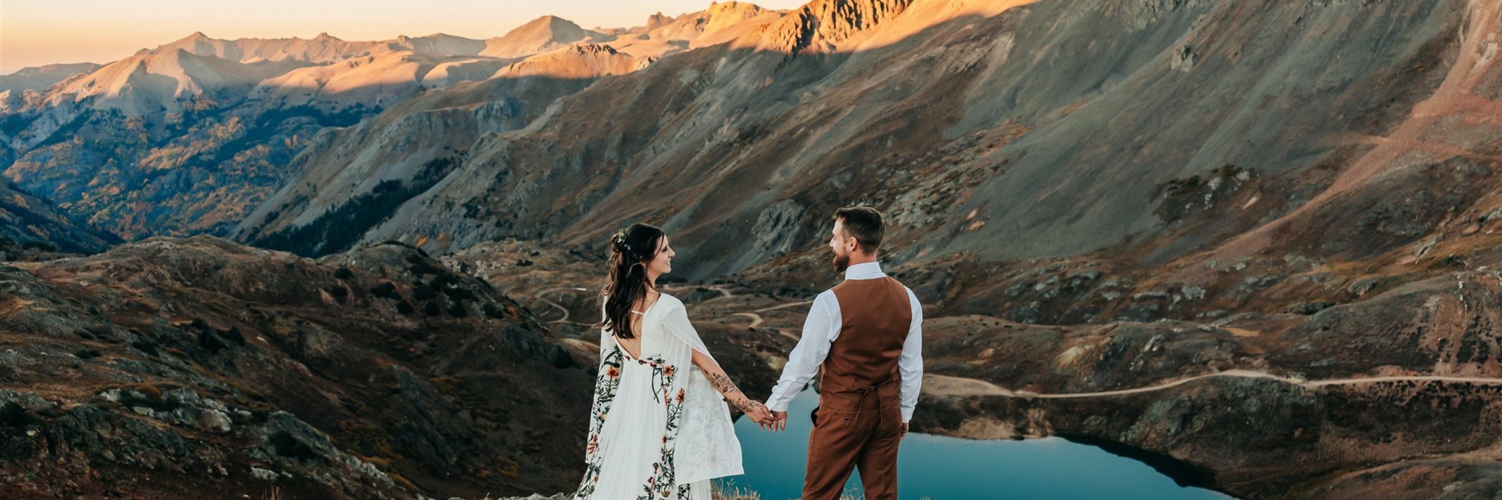 Colorado Elopement Photographer & Planner