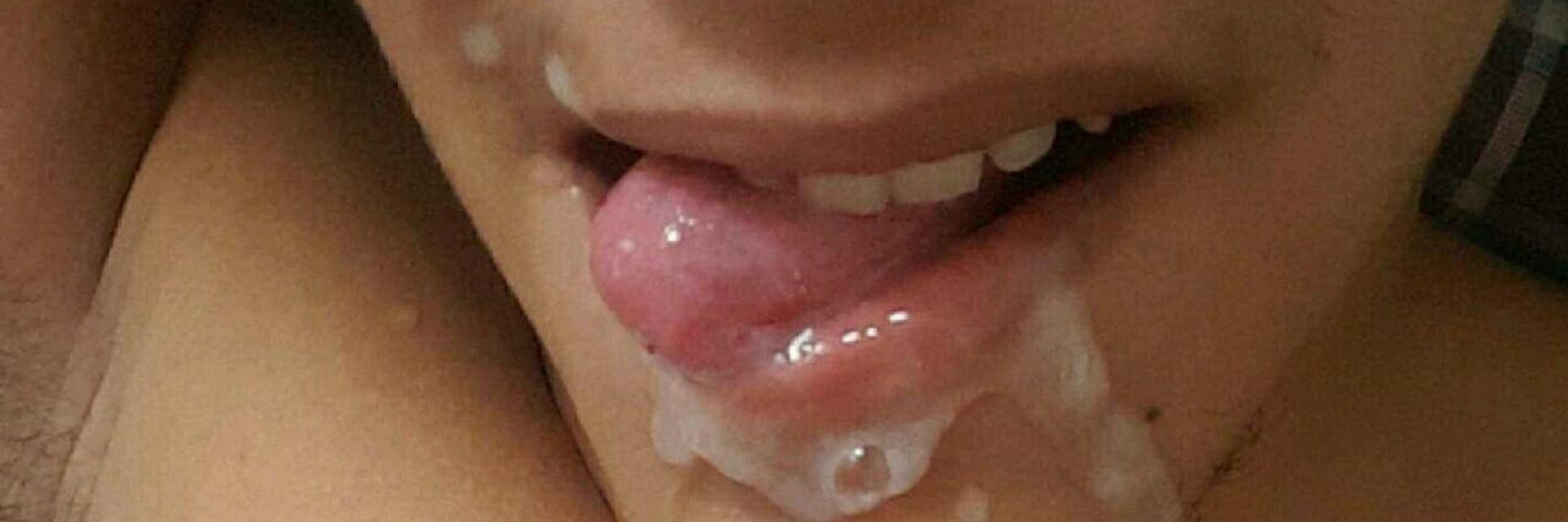 😈