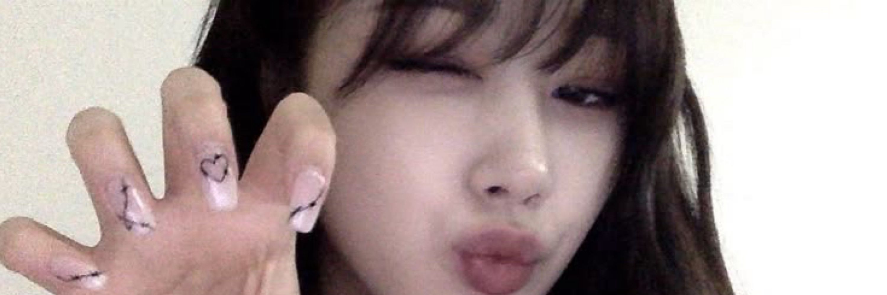 gica 𝞋𝞎