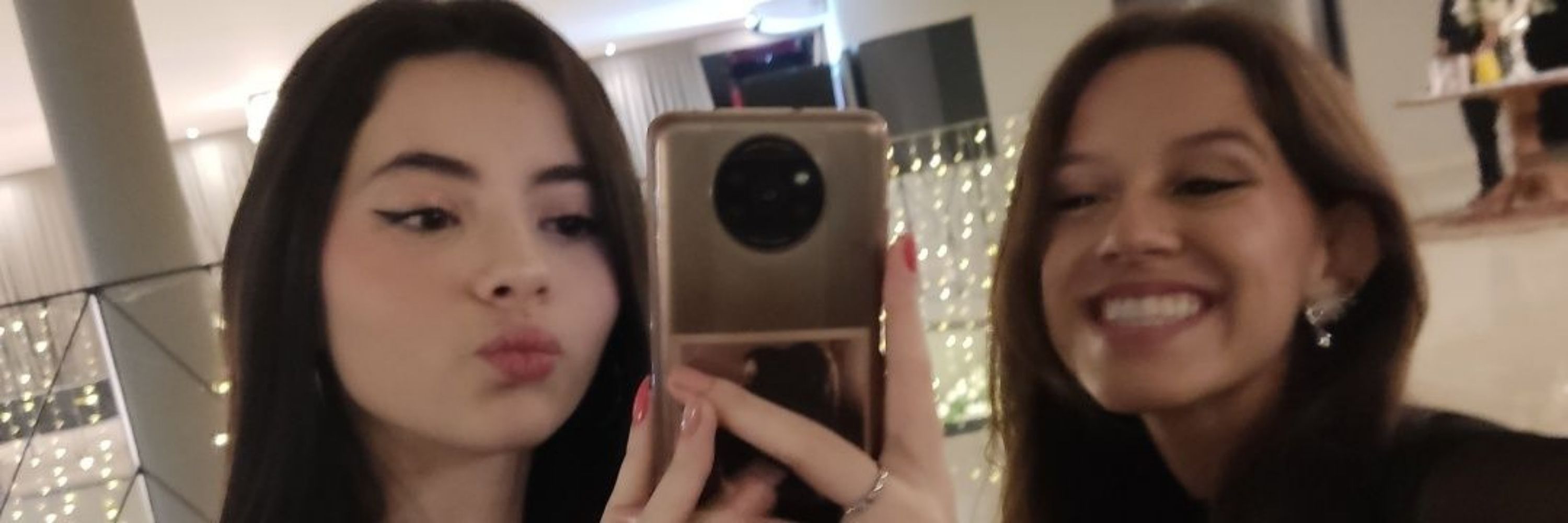 lele ☆