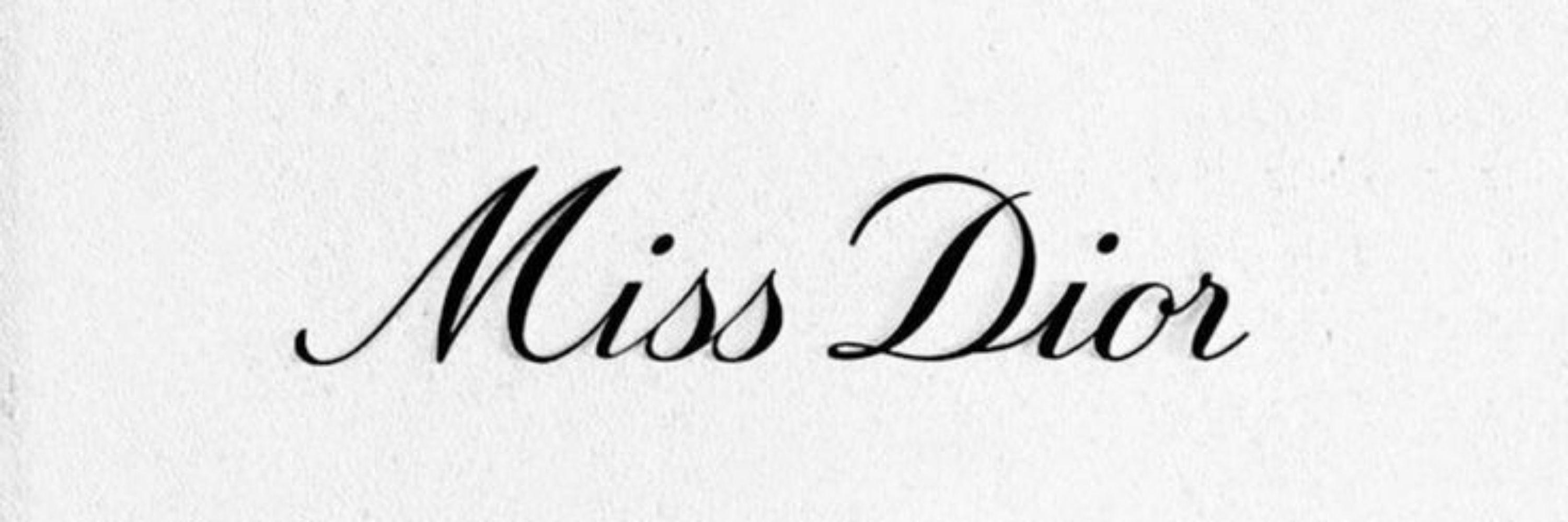 𝓜. 💋