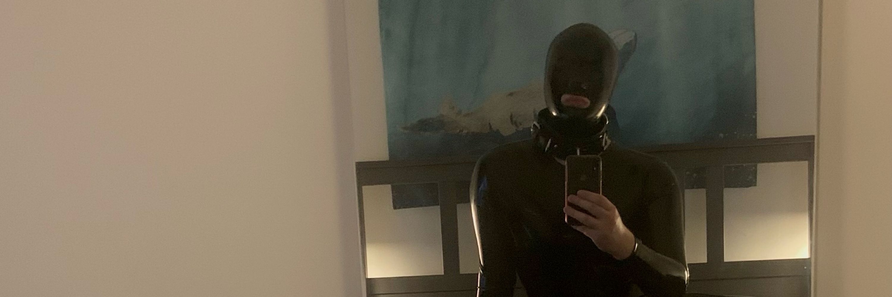 rubber + fisting