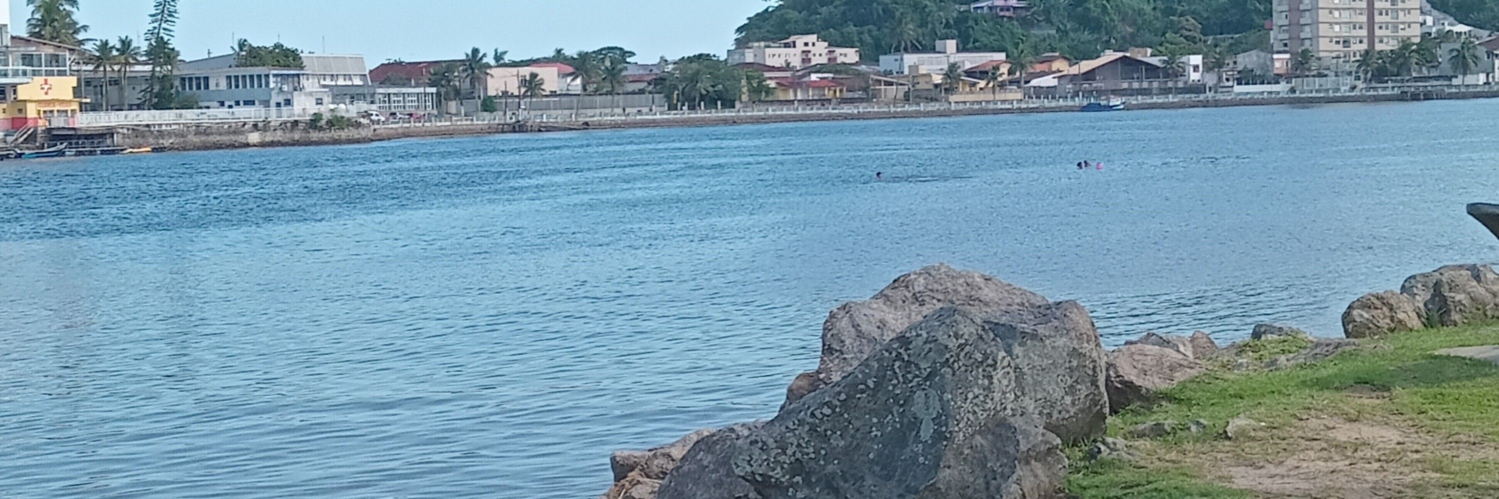 Esquerda ontem hoje amanhã. 