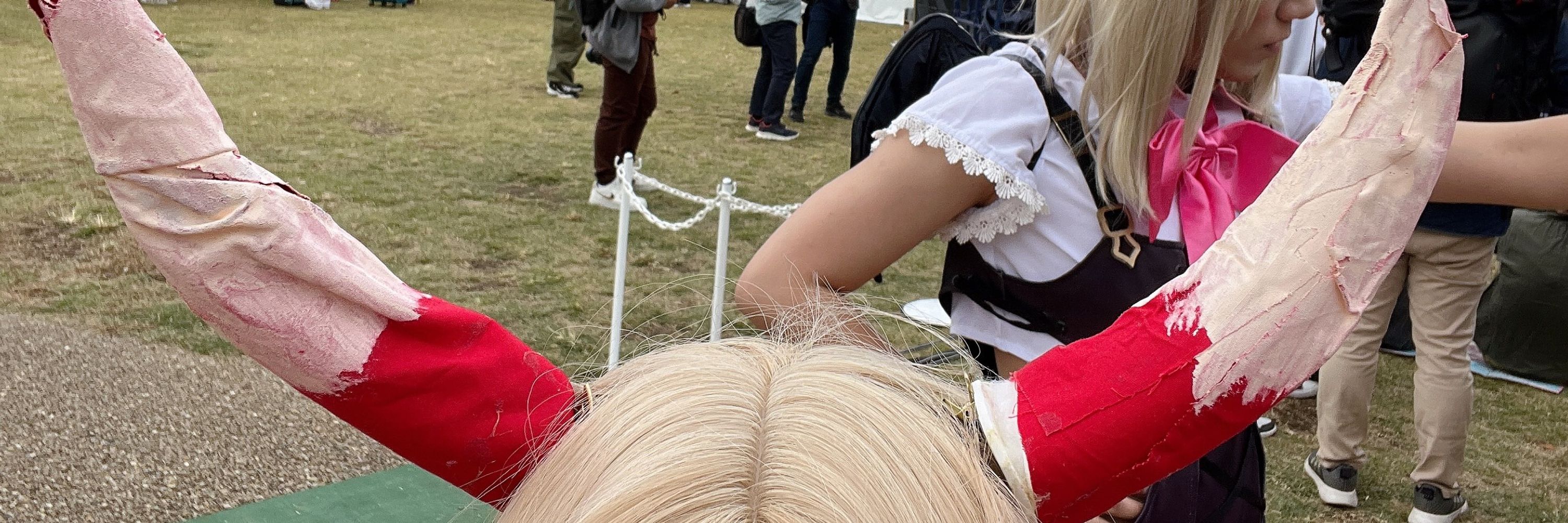 巫女狐のエルー(桜狐)