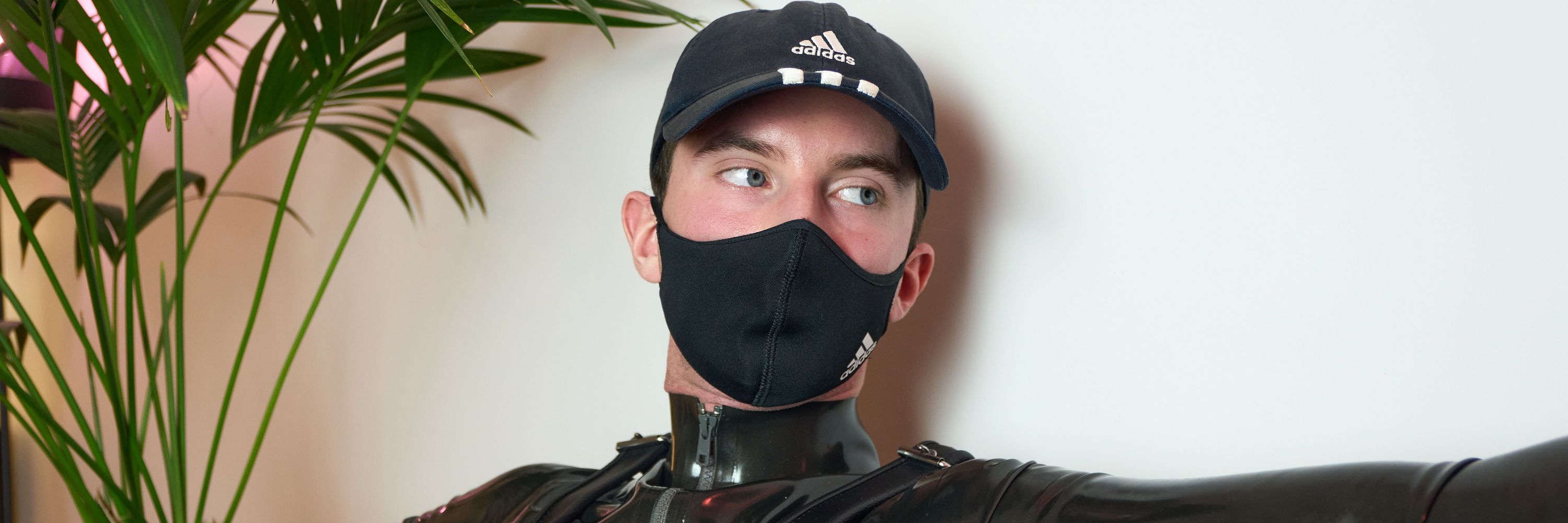 ℝ 𝕠 𝕓 𝕚 𝕟
