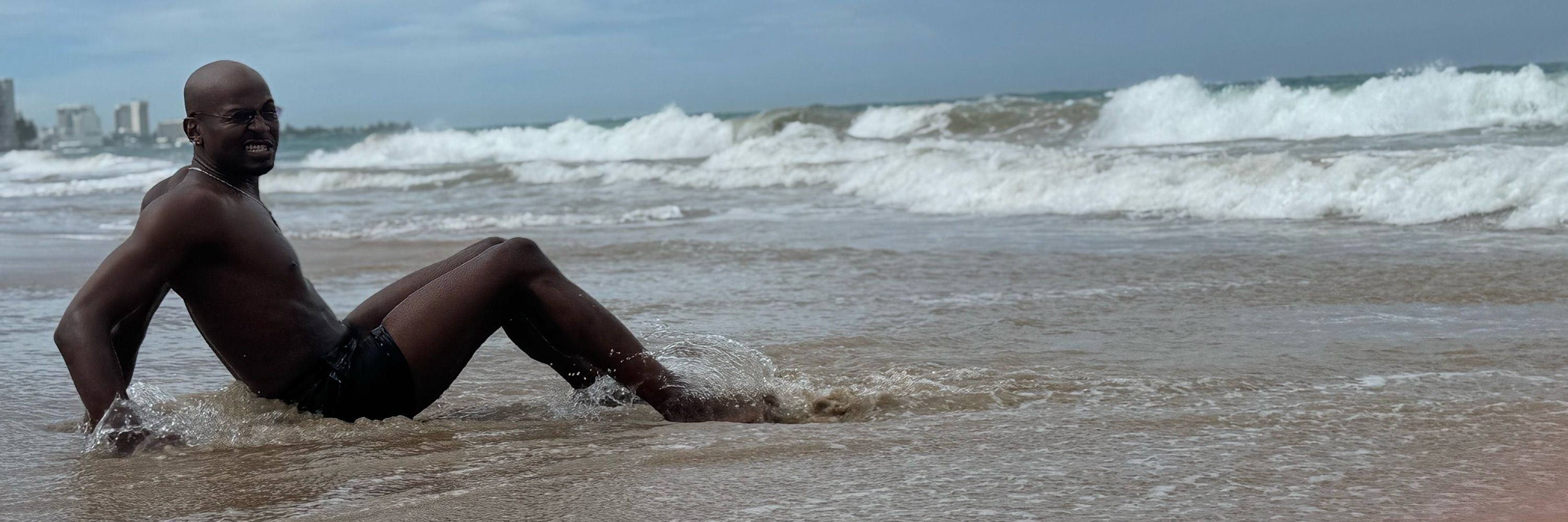 Ludis Da Nudist