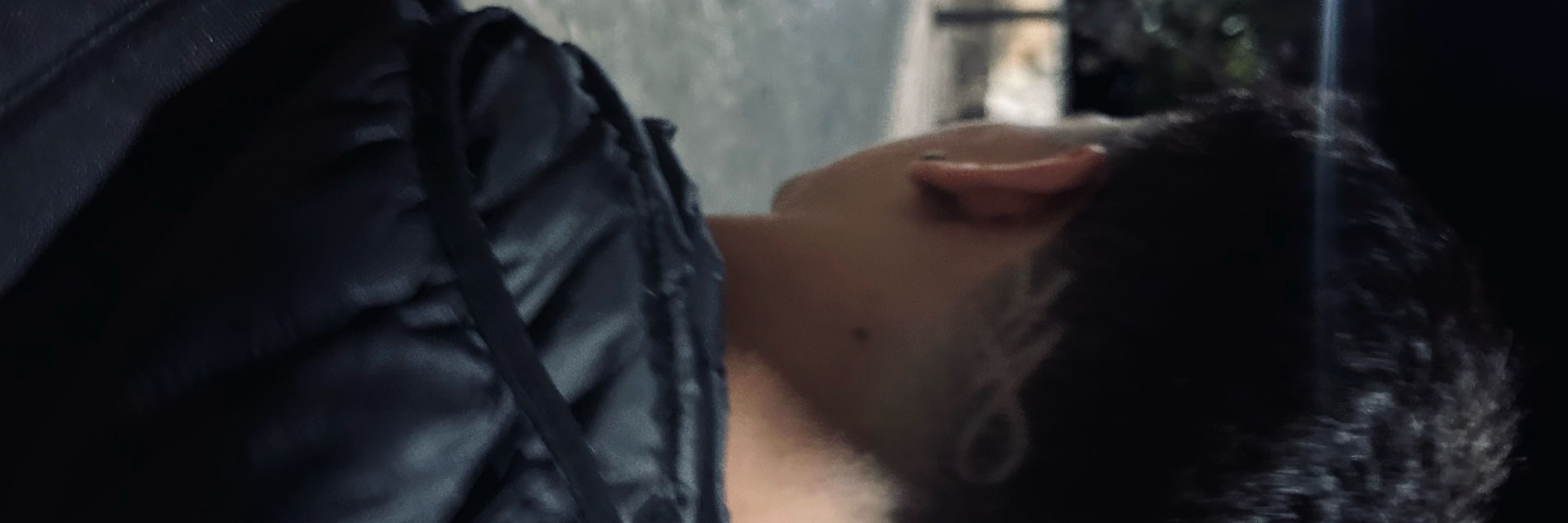 😼