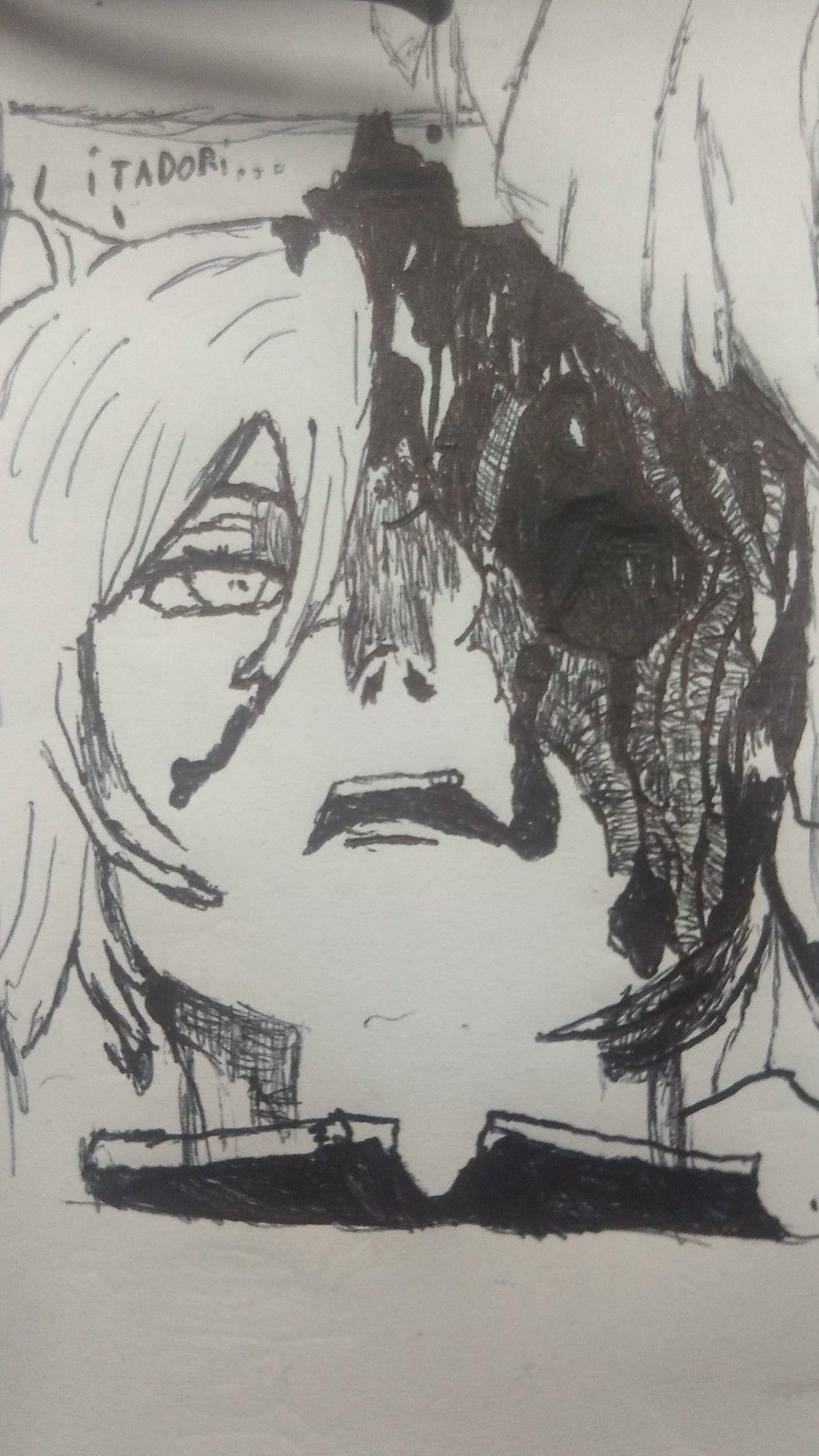 Desenho em preto e branco da personagem Nobara Kugisaki do mangá Jujutsu Kaisen morta, com a metade esqurda de seu rosto desfigurada
Similar à página original do mangá