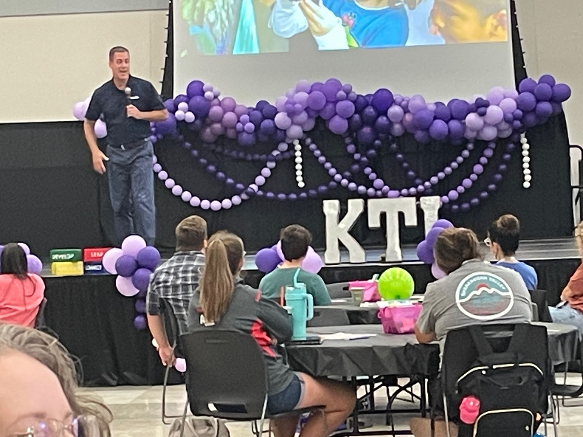 Gregg Behr interacting with the audience at KTI Summit