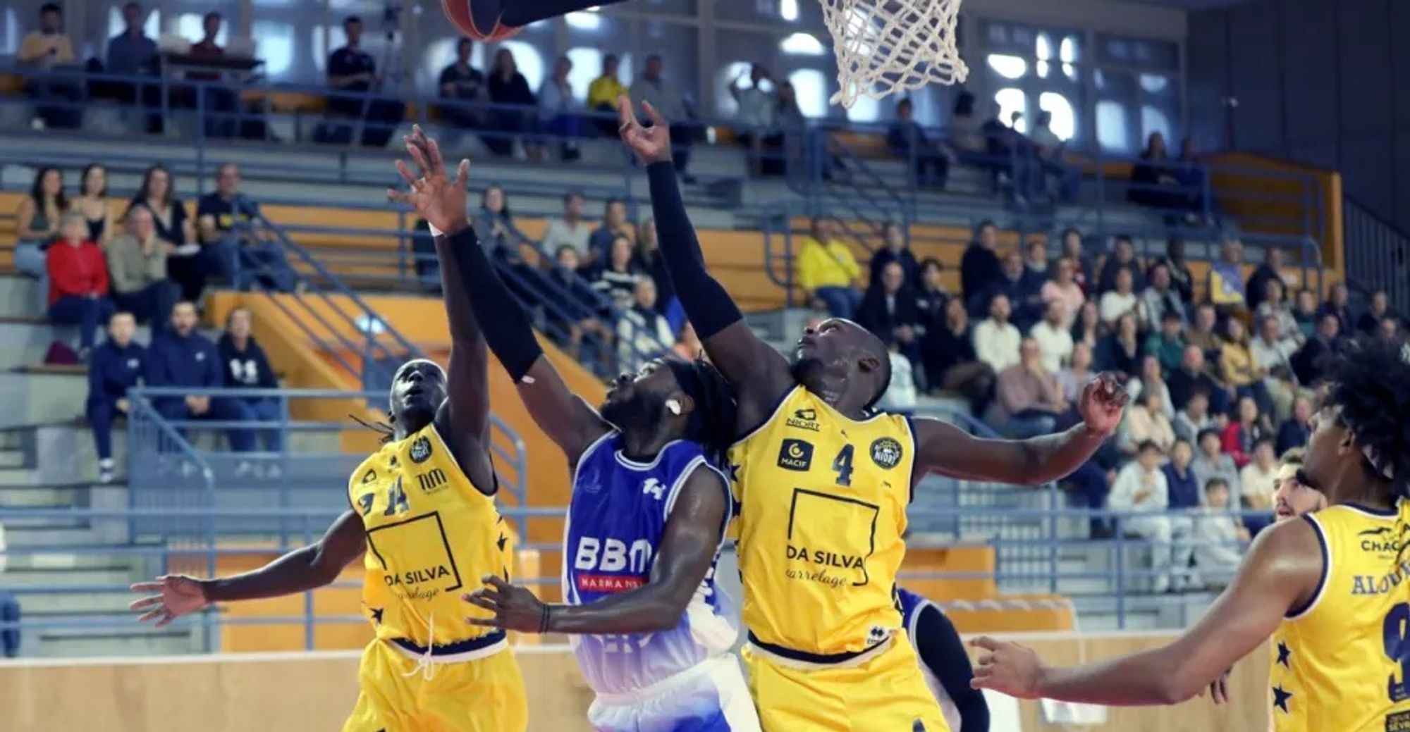 Fabien Bondron (n°4) a guidé son équipe vers la victoire.