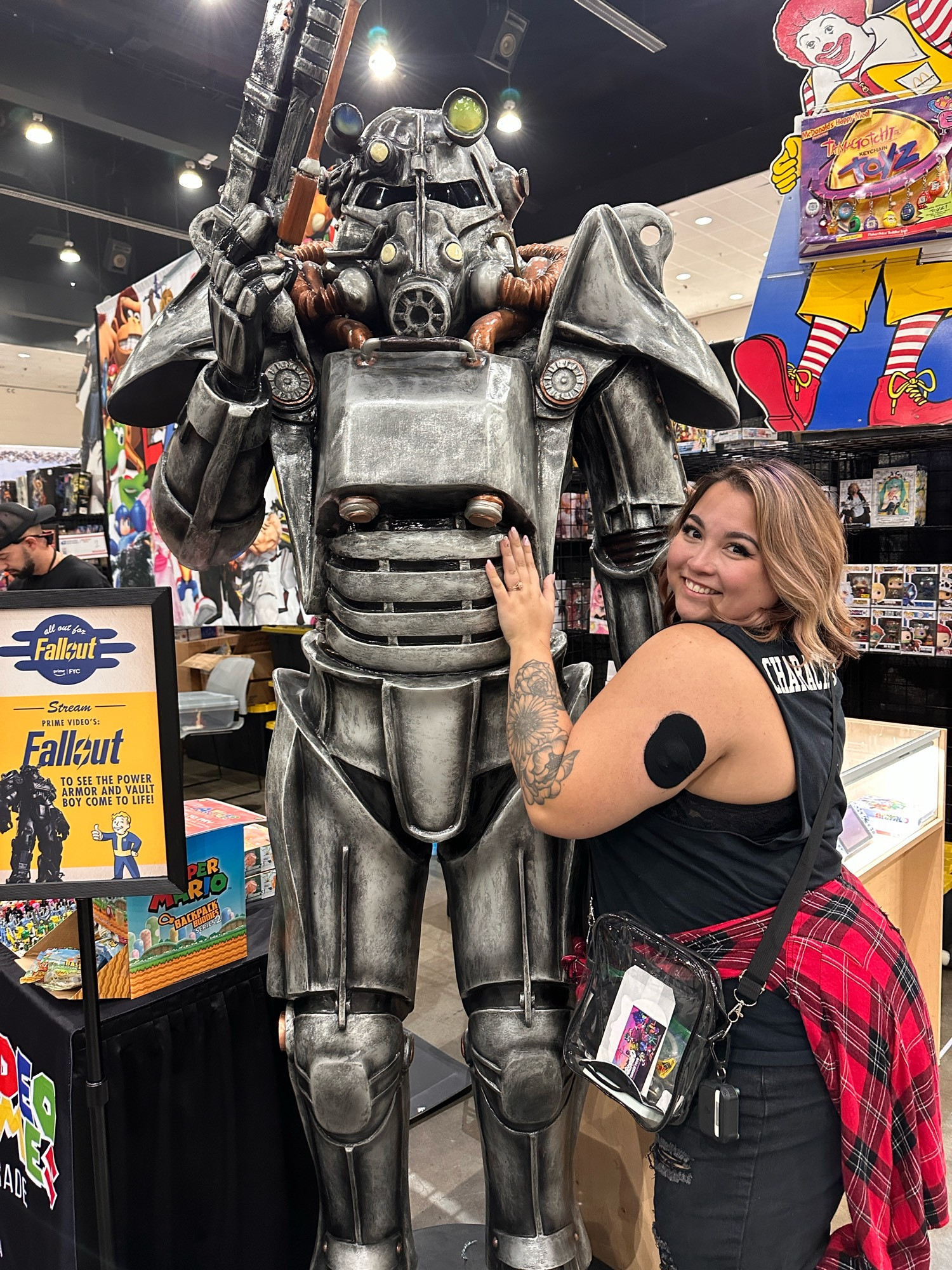 A picture of me posing with Fallout Power Armor. I posed like this (hand on chest, side profile while looking towards camera) because I imagined that Danse would be in the armor, but my friend informed me that Danse wears t-60 armor and I posed with t-45 armor so it couldn’t be. Fantasy ruined 😭