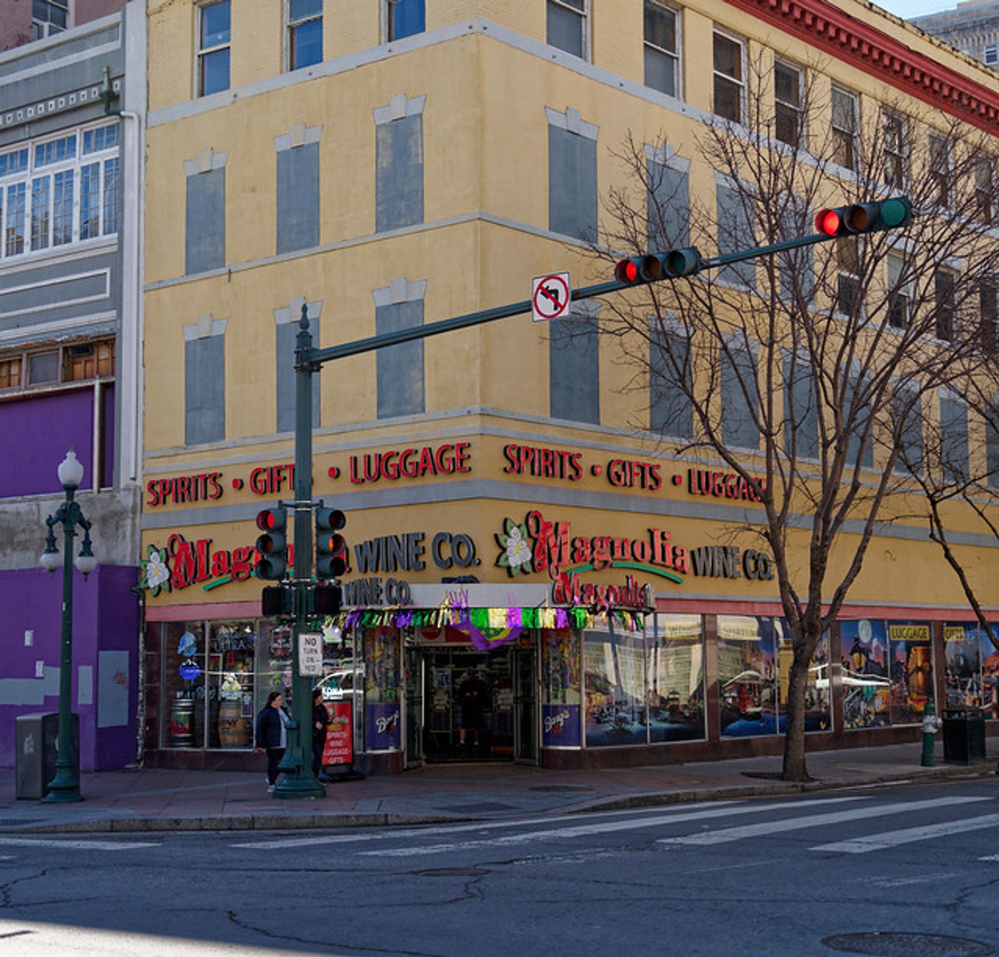 Day 1 - Day 2 ( Travel to NOLA - February 2024 ) - Original - Author : Kiri Karma #2024 #38Mm #Batiment #Building #CreatedByDxo #Dxo #DxoPhotolab #DxoPhotolab7 #E28-200mmF2.8-5.6A071 #EditedPhoto #Etats-Unis #FocalLength-38Mm #FocalLengthIn35mmFormat-38Mm #Gratte-Ciel 