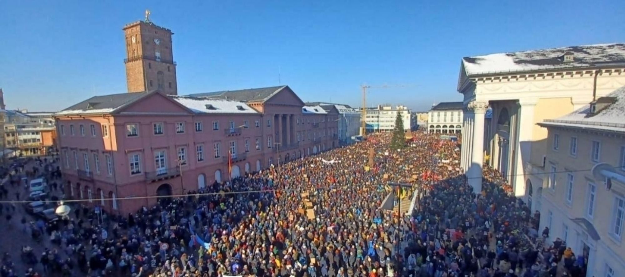 Demo gegen rechts in Karlsruhe