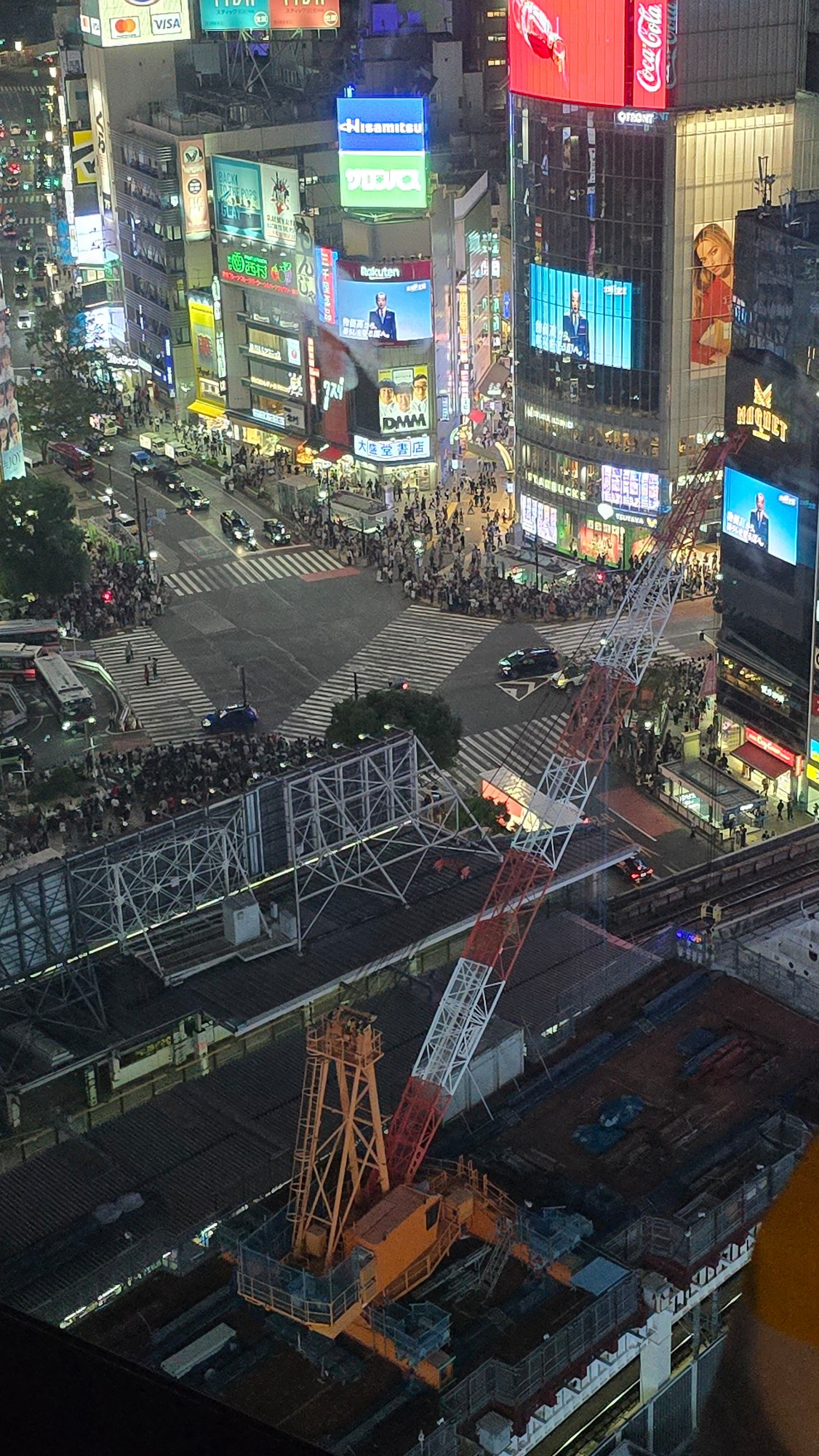 The view while going to the top of the Shibuya Sky View building. 