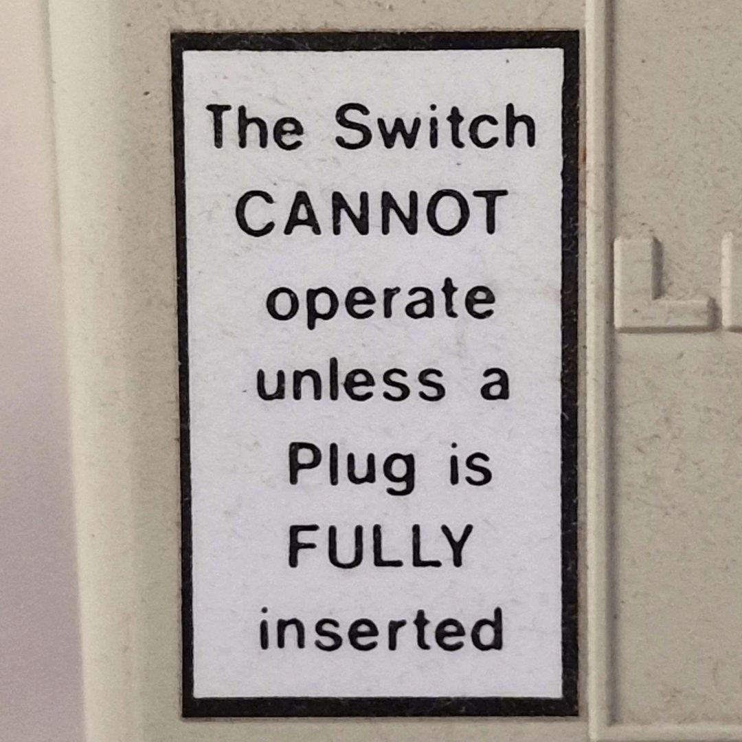 The Switch CANNOT operate unless a plug is FULLY inserted