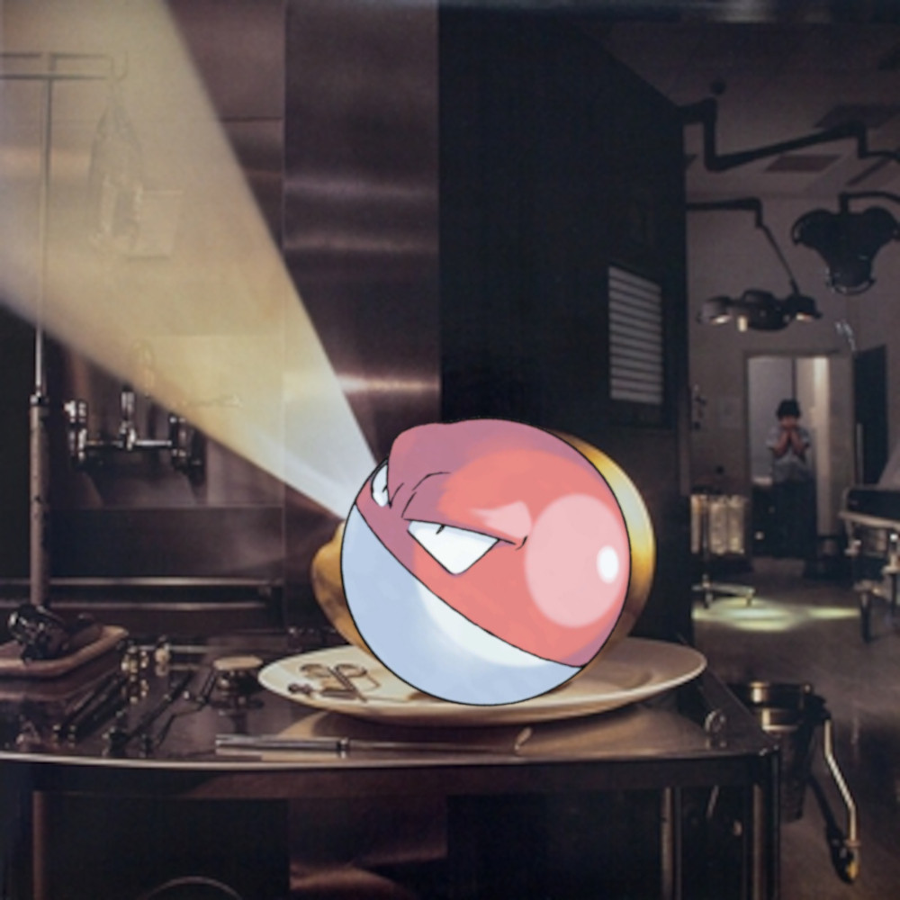 deloused in the comatorium except a voltorb is pasted in front of the golden head so its screaming the light instead