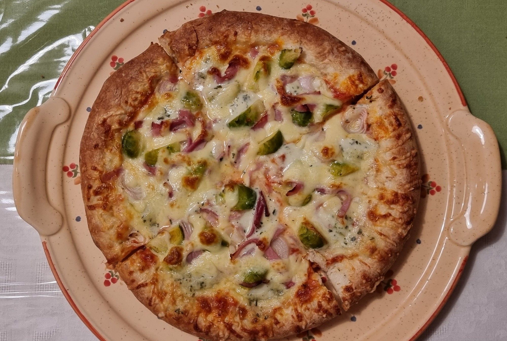 Rosenkohlpizza