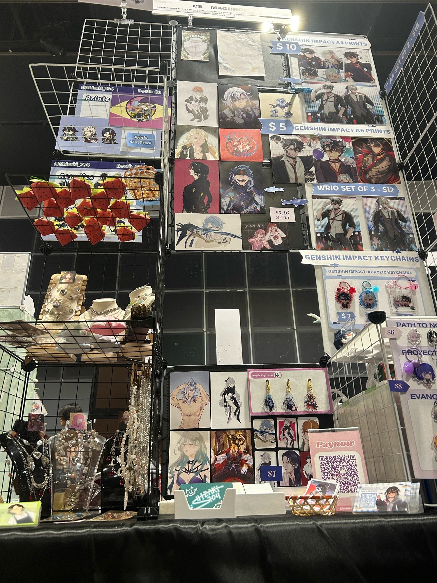 built an artist alley setup with 5 x 35cm grids