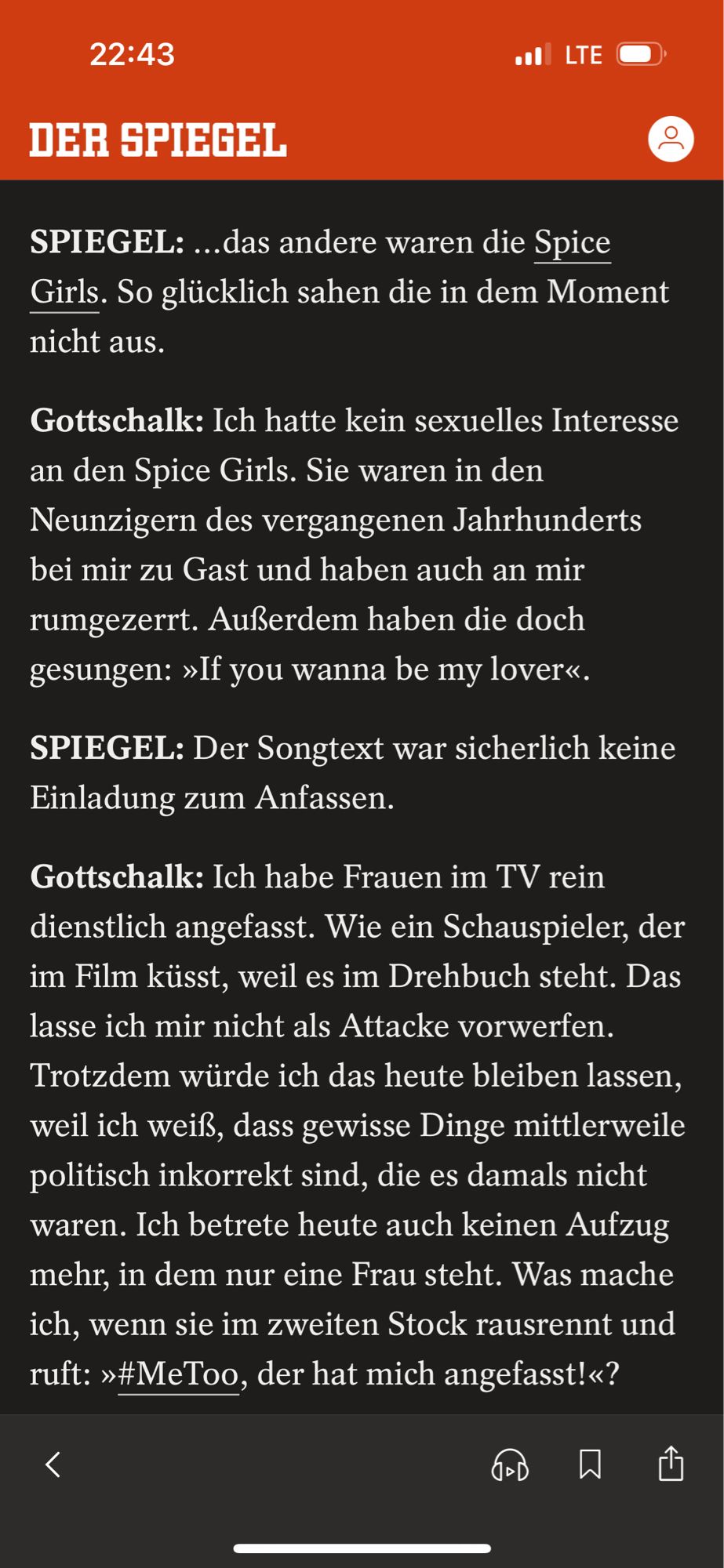 Auszug aus einem Spiegel-Interview mit Thomas Gottschalk. Würde es ja abtippen, aber dann müsste ich wieder kotzen vor lauter misogyner „Alte-weiße-Männer“-Scheisse, mit der er einerseits sein übergriffiges Verhalten bei „Wetten dass“ zu rechtfertigen versucht und andererseits zeigt, dass er seitdem absolut nix dazugelernt hat (und dies auch verweigert).