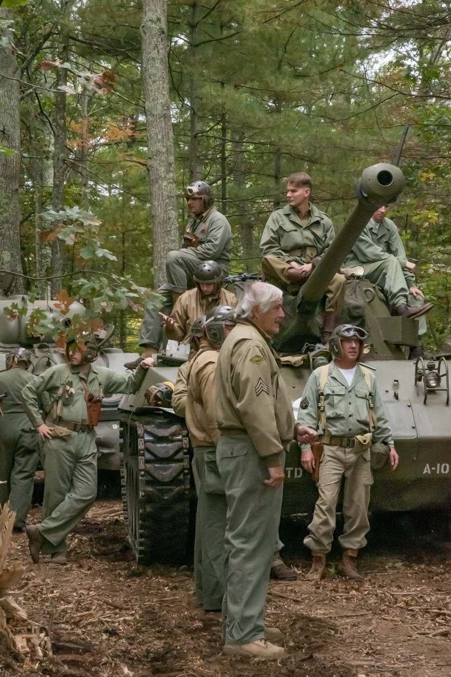 Tank Wednesday! Holy Cow! Behind again! LOL! M18 Hellcat battle debrief and its office. As well as the M8 Sherman “Battlin’ Bitch” captured in their natural environment! LOL! 📷 #photography 
#Dadwasatanker #Vets