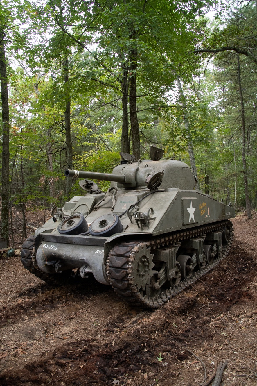 Tank Wednesday! Holy Cow! Behind again! LOL! M18 Hellcat battle debrief and its office. As well as the M8 Sherman “Battlin’ Bitch” captured in their natural environment! LOL! 📷 #photography 
#Dadwasatanker #Vets