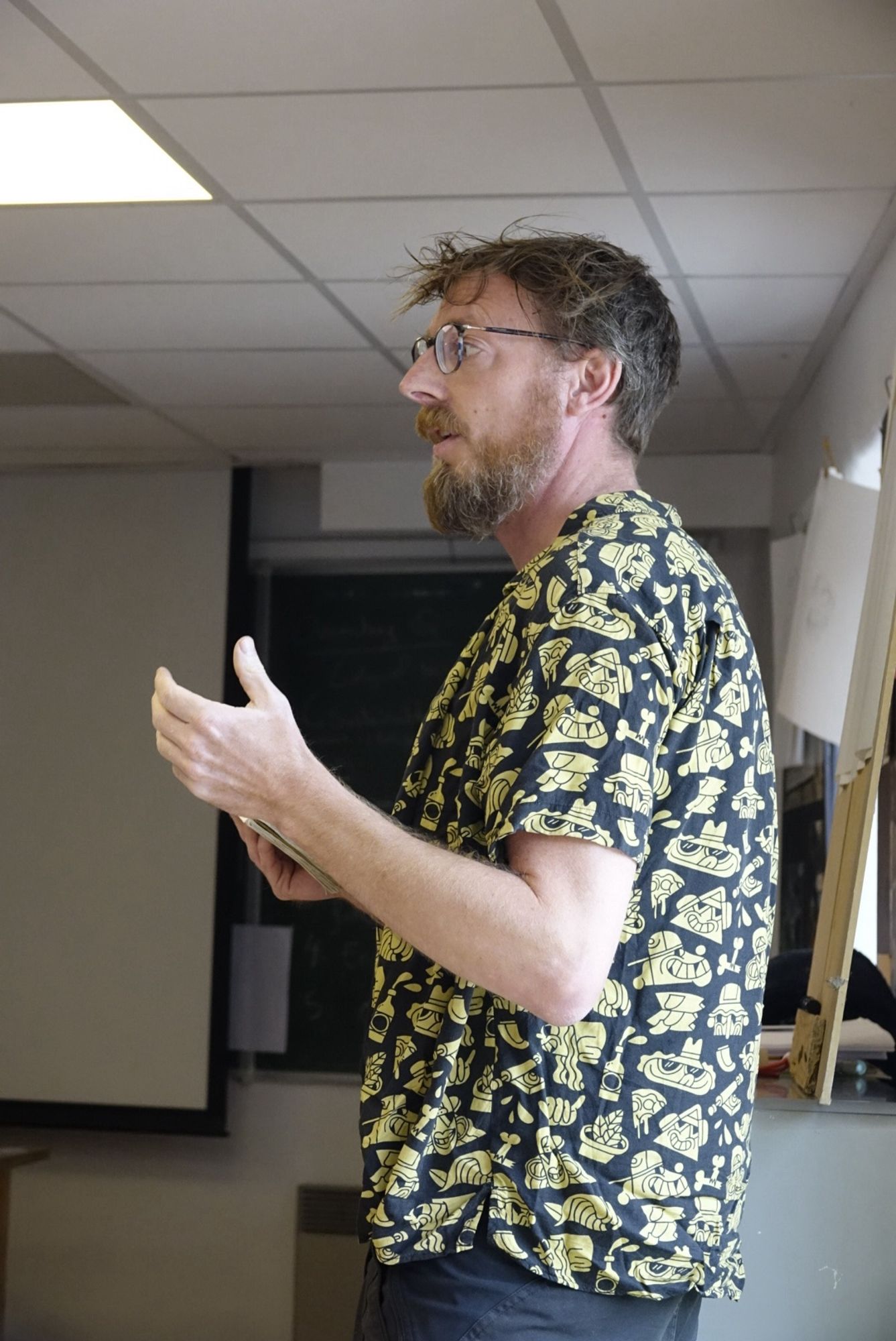 Sander Jacobs speaking in the lecture theatre in Peyresq