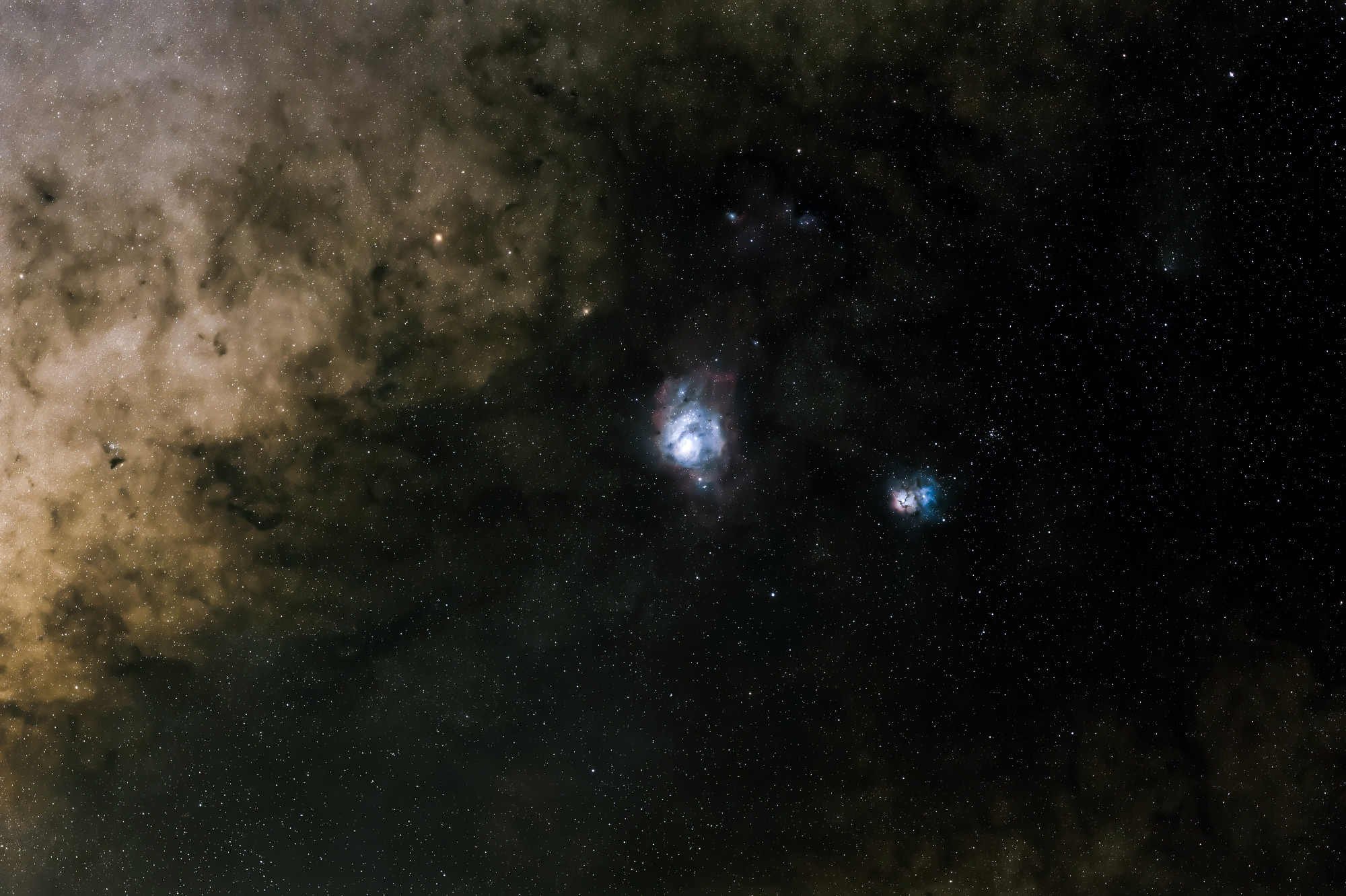 Wide field shot of Lagoon & Trifid nebulae