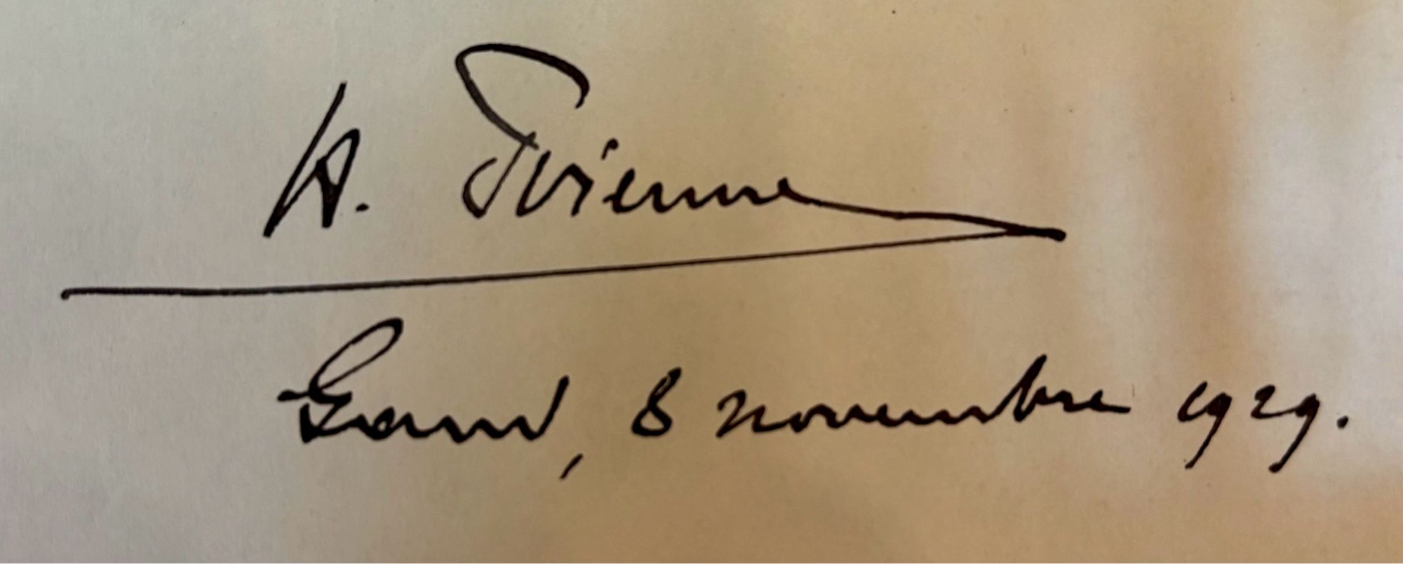 Picture of the handwritten signature of pioneering Belgian historian of cities, Henri Pirenne