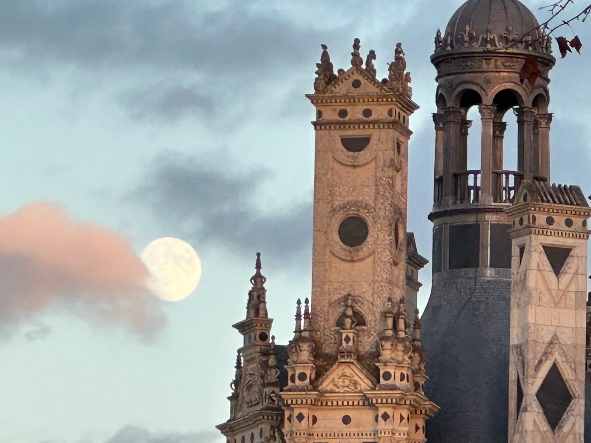 Chambord et la lune