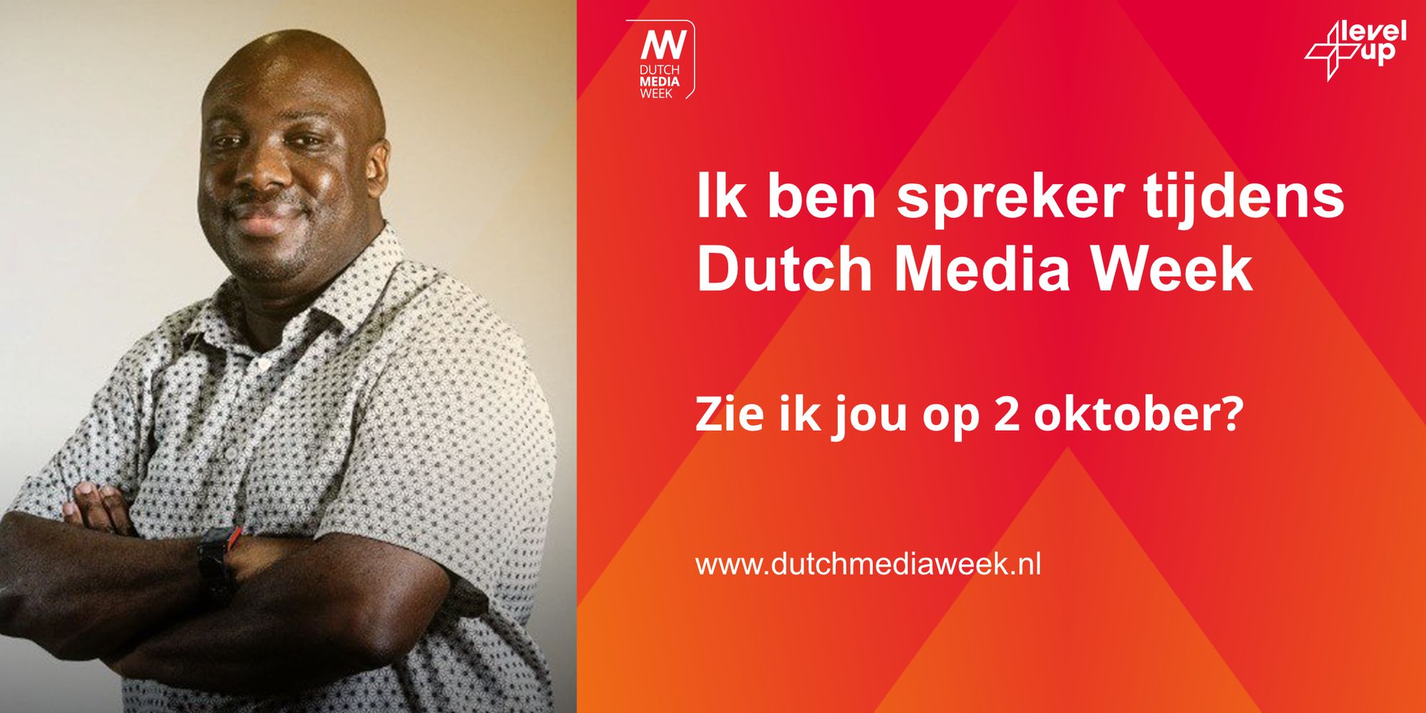 Ian next to Dutch language text about Dutch media week 