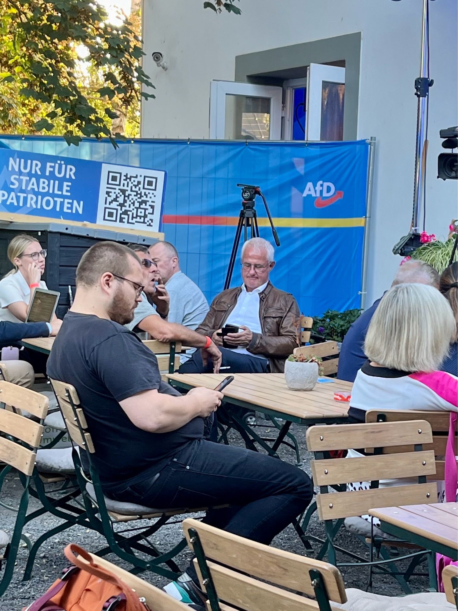 Foto von Peter Kurth auf der Wahlparty der AfD im Potsdamer Norden